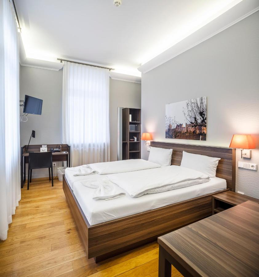 Living-World Aparthotel Heidelberg Ngoại thất bức ảnh