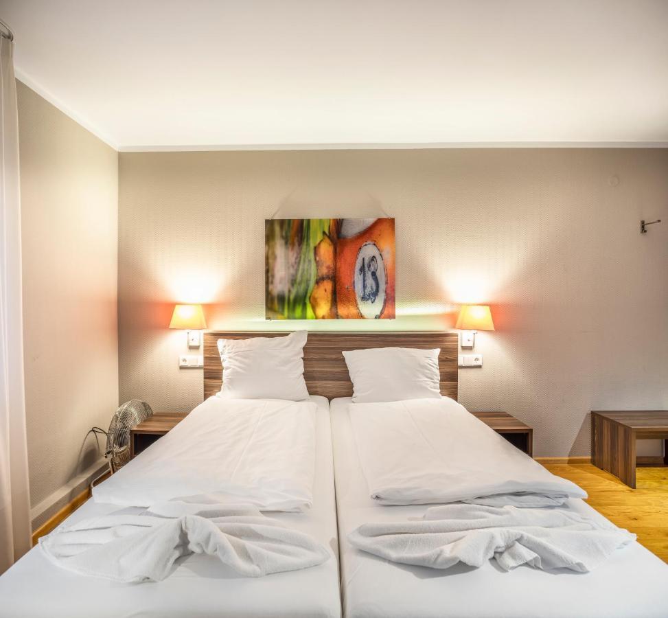 Living-World Aparthotel Heidelberg Ngoại thất bức ảnh